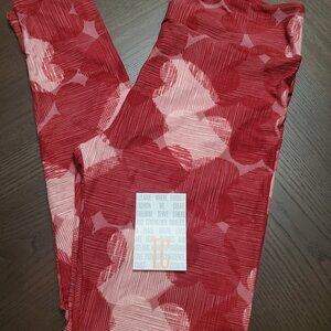 NEW Lularoe Leggings size Tall and Curvy